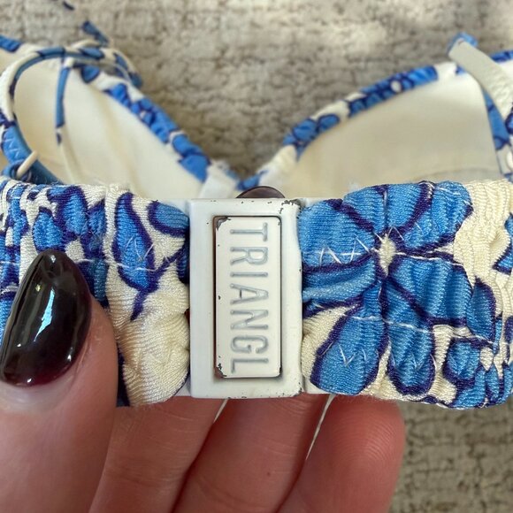 Triangl Bra Top Bikini - Picture 3 of 6